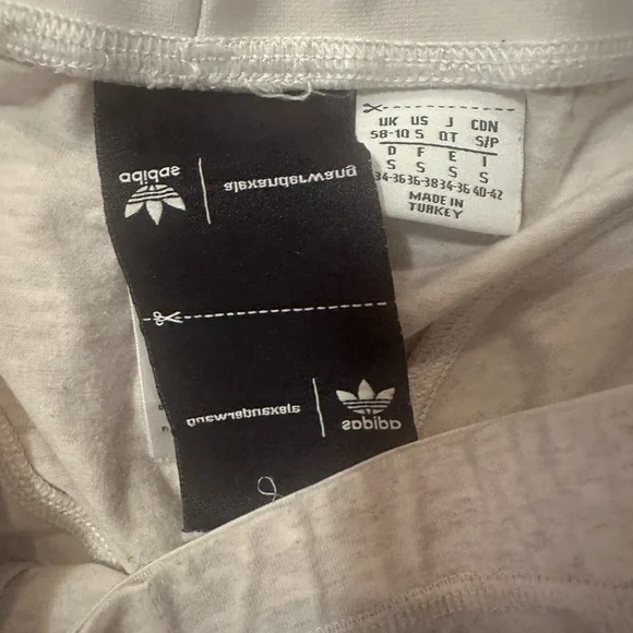 Alexander Wang x Adidas - Vintage Tee and Tights - Picture 15 of 15